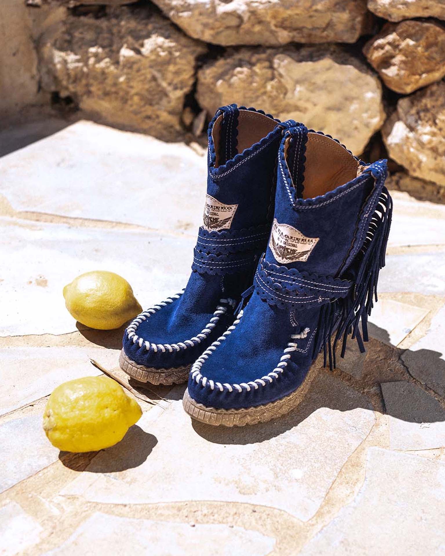 Arya Silverstone Navy – El Vaquero