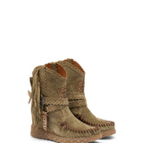 Arya Silverstone Grun