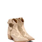 Kanya Silverstone Corda